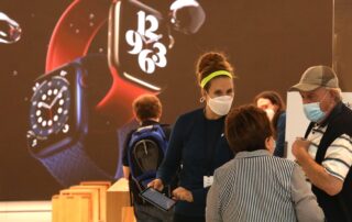 Apple is reportedly lifting mask requirements at some US stores tomorrow