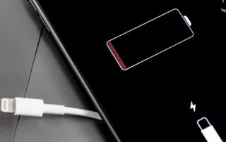 What to Know Before You Try to Replace an Old iPhone Battery