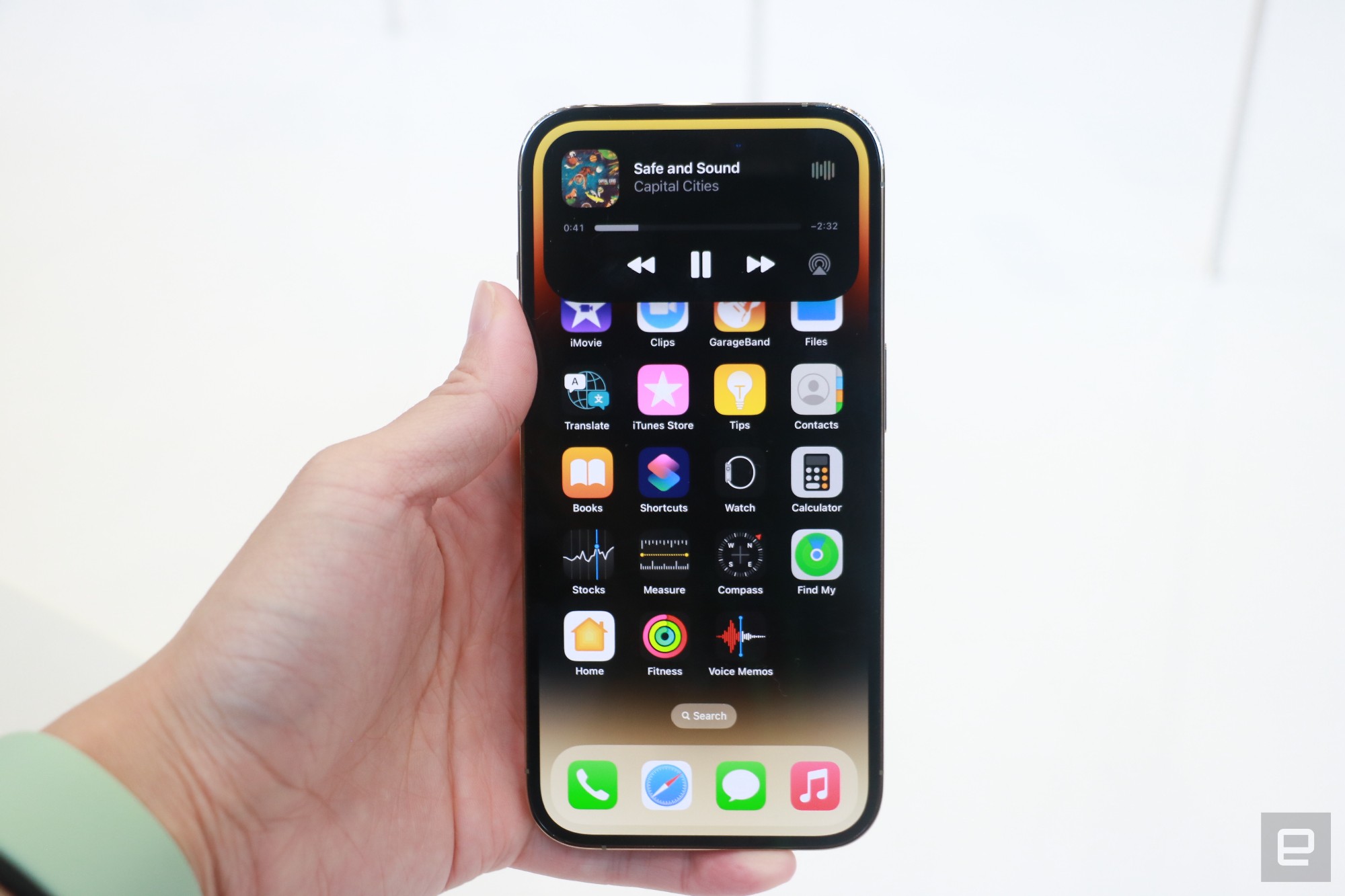 Apollo update transforms the iPhone 14 Pro’s Dynamic Island into a home for ‘Pixel Pals’