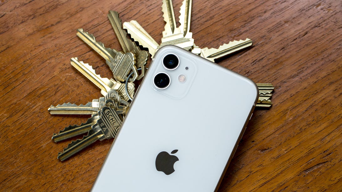 Apple Reportedly to Allow Rival App Stores on iPhones, iPads in EU