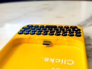 What’s It Like to Use an iPhone With a Physical Keyboard? I Got a Chance to Find Out