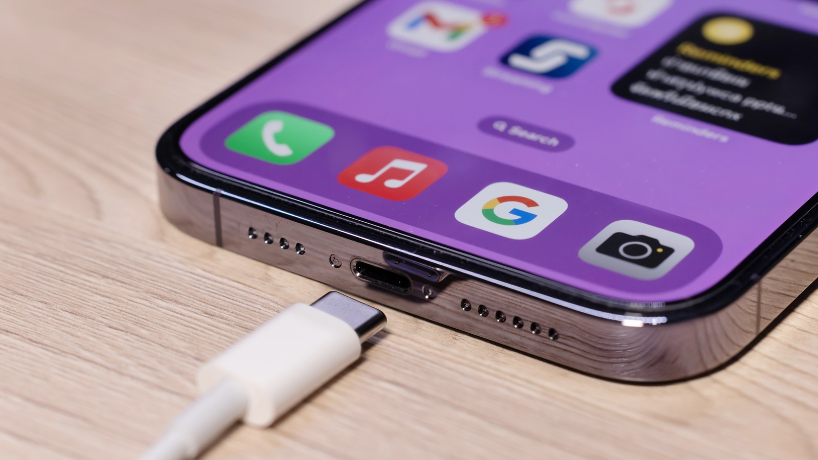 5 Reasons Why Your iPhone May Not Be Charging When Plugged In