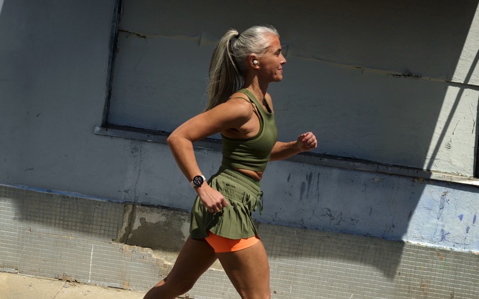 A runner wearing the Pixel Watch 3.