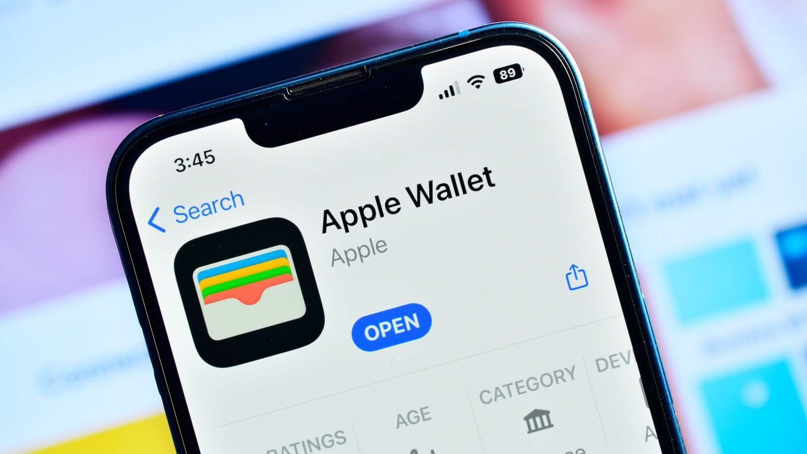 This iPhone Shortcut Lets You Quickly Access Apple Wallet From The Lock Screen