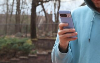 Google Is Rolling Out an iPhone-Like ‘Calling Card’ Feature