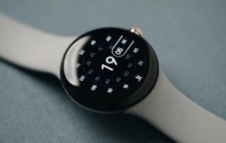 Apple Might Open Up iPhones to Third-Party Smartwatches