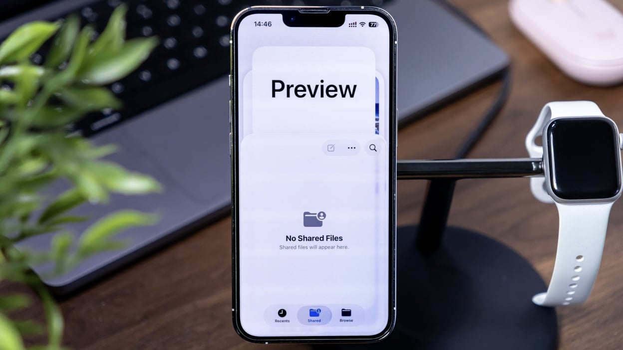 iphone showing the Preview app