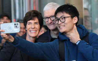 iPhone 17 Is Still Sold Out, But Shipping Estimates Are Much Shorter