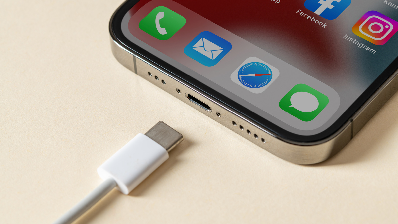 Is The 20-80 Charging Rule For Your iPhone Really Effective? Here’s What The Science Says