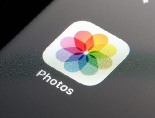 If Some Photos Are Inexplicably Turning Red on Your iPhone, There’s a Fix