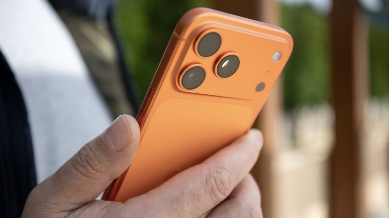 iphone 17 pro max in orange  