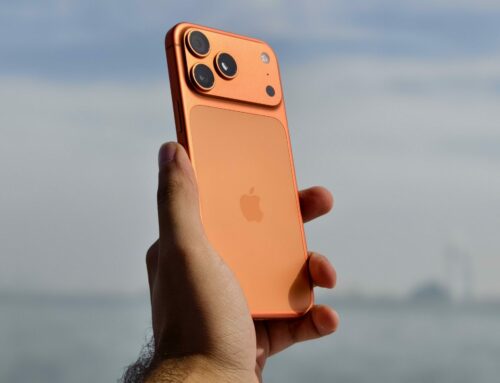 Apple’s 20th Anniversary All-Glass iPhone Is Still on the Menu, Report Says